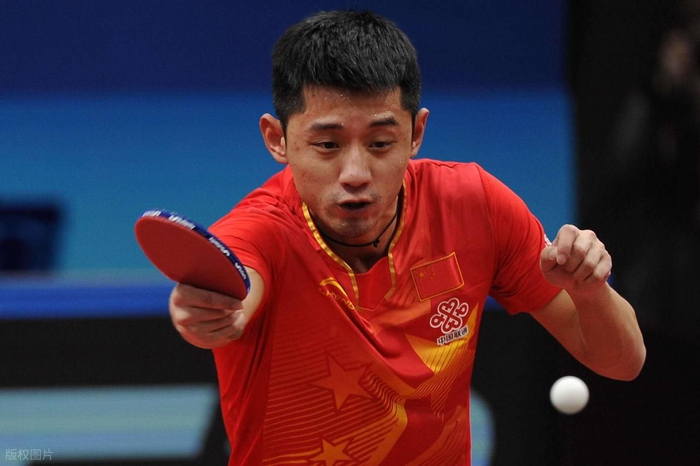 开云APP-别再跳过反手拨球！从基础到实战的训练方法，反手变强就靠它|张继科|拉球|击球|击球点|前臂_新浪体育_新浪新闻