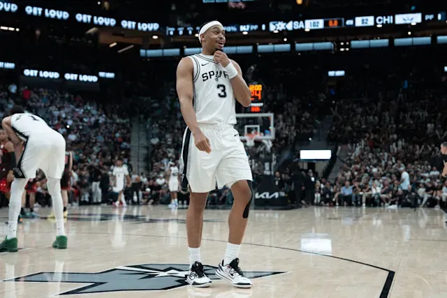 ESPN最佳第六人赔率：凯尔登-约翰逊以-450继续领跑